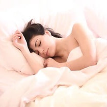 How good air quality and a healthy routine can help you sleep better